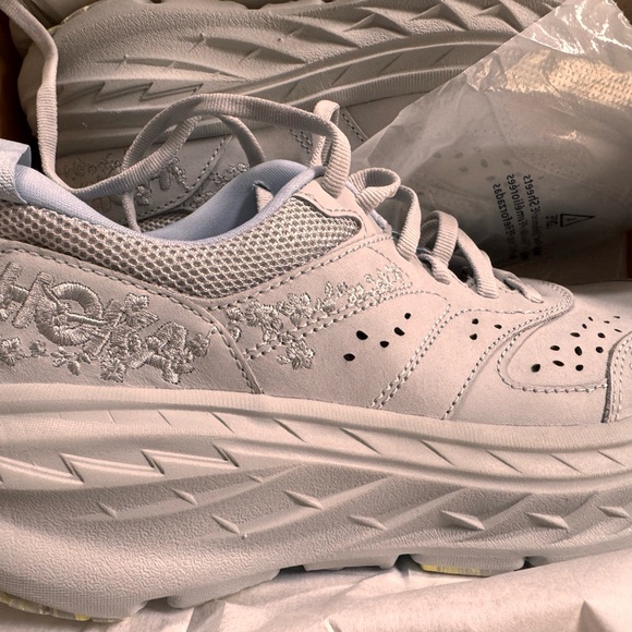 HOKA® Bondi L Sneakers - Picture 6 of 7